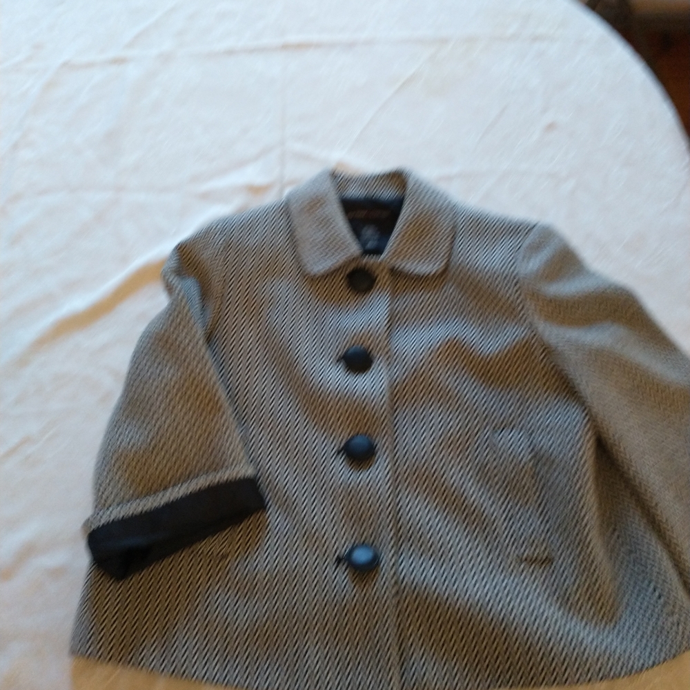 Lined jacket - Picture 2 of 2